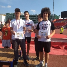 Stafeta 4x100 decaci IIIm Stafeta 4x100 decaci IIIm