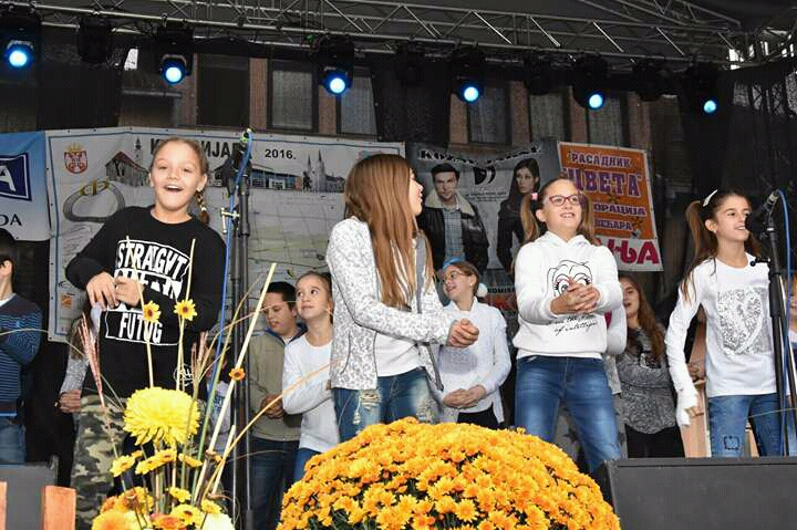 fb_img_14780131158855763